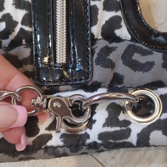 Unique Betsey Johnson Betseyville Quilted Foldover Clutch/Shoulder Bag - Picture 10 of 11